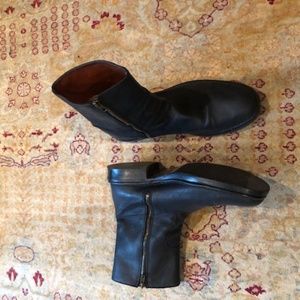 John Varvatos Black Zip Boot Men's Size 8.5